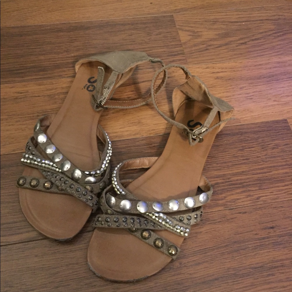 Gladiator sandals